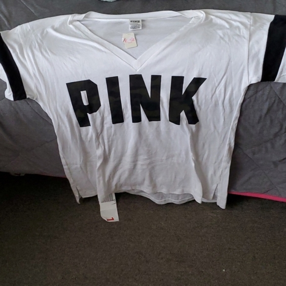 PINK v-neck shirt - Picture 1 of 1